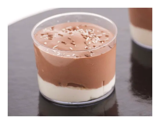 - Profiteroles im Glas 120g x 10pcs